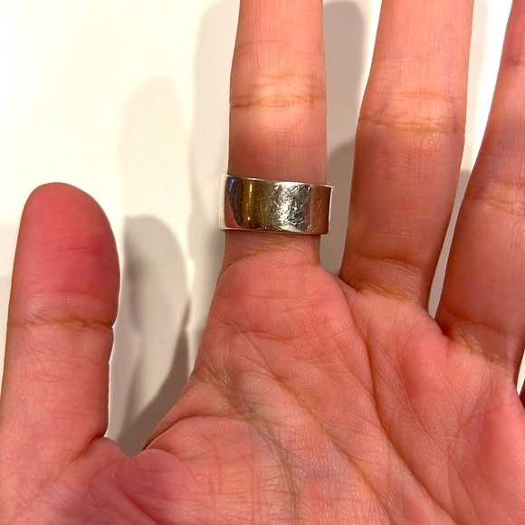 Orange Baltic Amber and Sterling Silver Ring - Picture 4 of 10